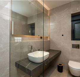 4 bedroom villa with pool in Dubrovnik region, sleeps 8 